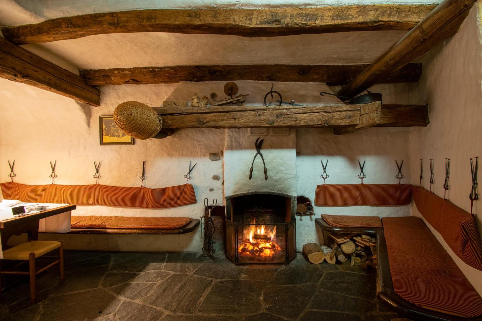Albergo Losone Eksteriør bilde